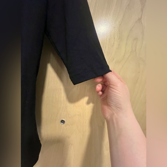 Gap Black Mock Neck Fine Ribbed Elbow Length Sleeve Shirt - Picture 3 of 5